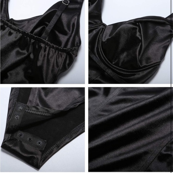 Shiny Black Bodysuit with Underwire 🐰 - Picture 5 of 11
